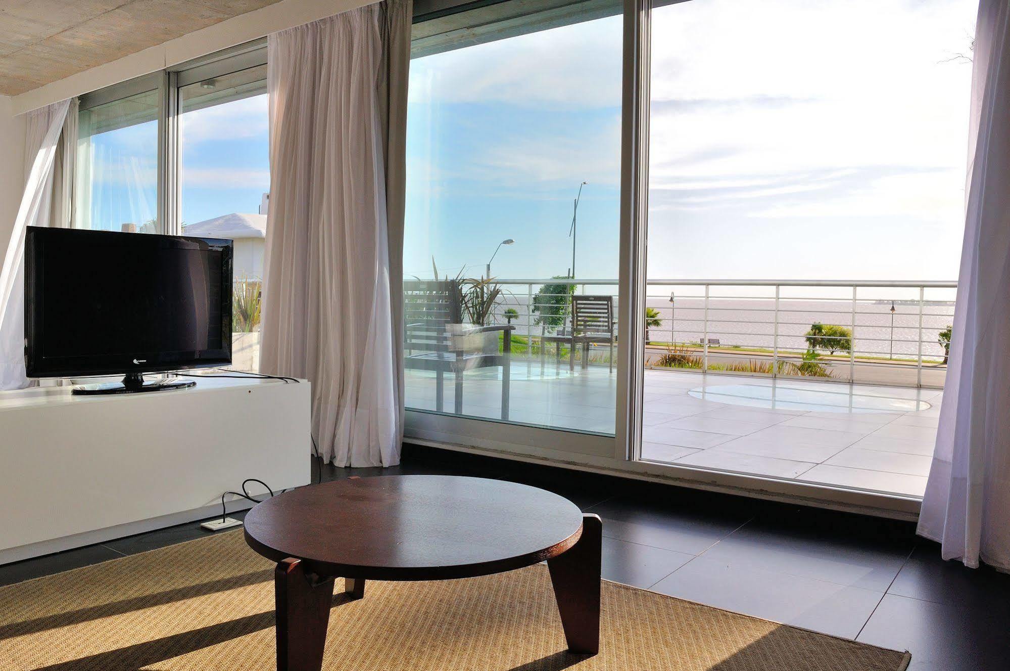 Costa Colonia - Riverside Boutique Hotel Colonia del Sacramento Esterno foto
